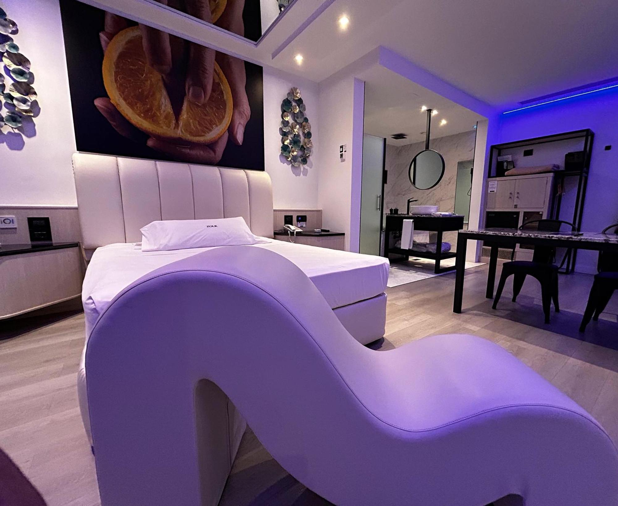 Zouk Hotel (Adults Only) Алькала-де-Енарес Екстер'єр фото
