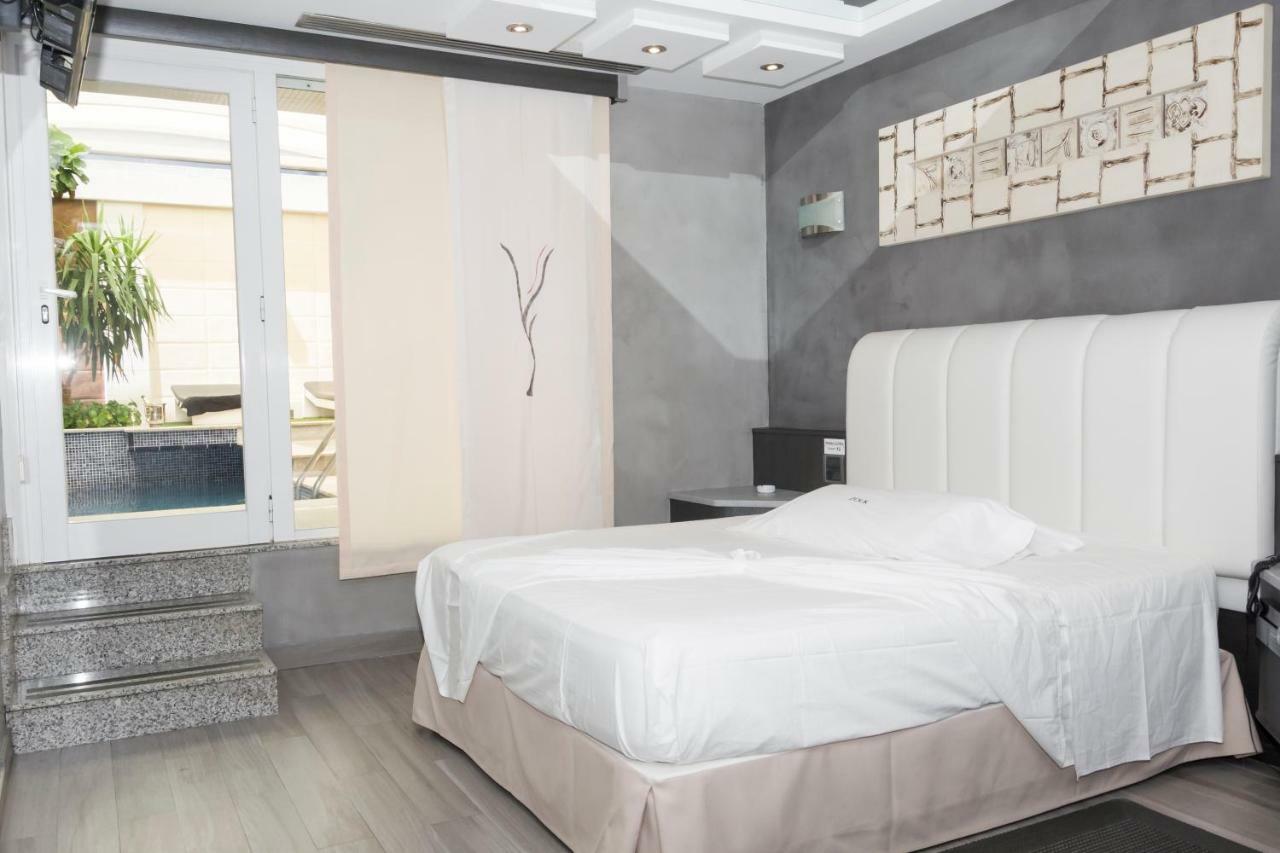 Zouk Hotel (Adults Only) Алькала-де-Енарес Екстер'єр фото
