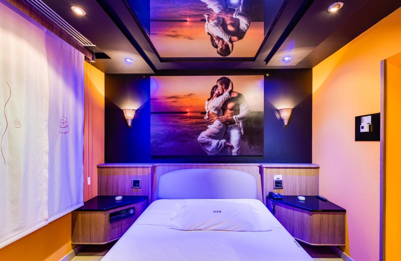 Zouk Hotel (Adults Only) Алькала-де-Енарес Екстер'єр фото