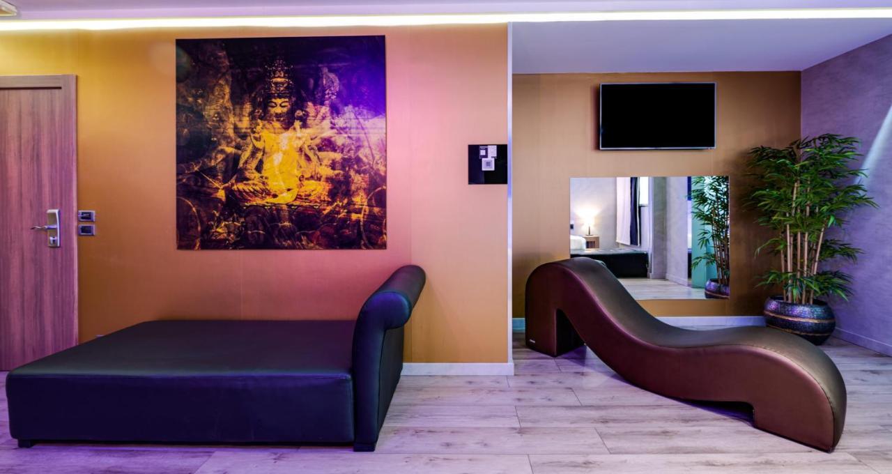 Zouk Hotel (Adults Only) Алькала-де-Енарес Екстер'єр фото